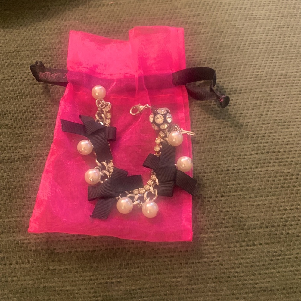 Betsey Johnson bow bracelet